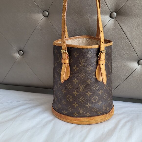 Louis Vuitton Handbags - AUTHENTIC VINTAGE LOUIS VUITTON BUCKET BAG 2001